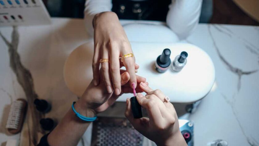 How to Increase Efficiency and Profits with a Nail Salon POS System