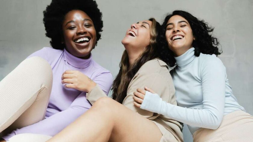 The Role Of Social Connections In Promoting Happiness And Longevity